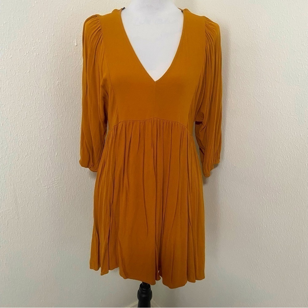 Forever 21 Women’s V-Neck Puffy 3/4 Sleeve Mini Dress Size Medium Color Mustard